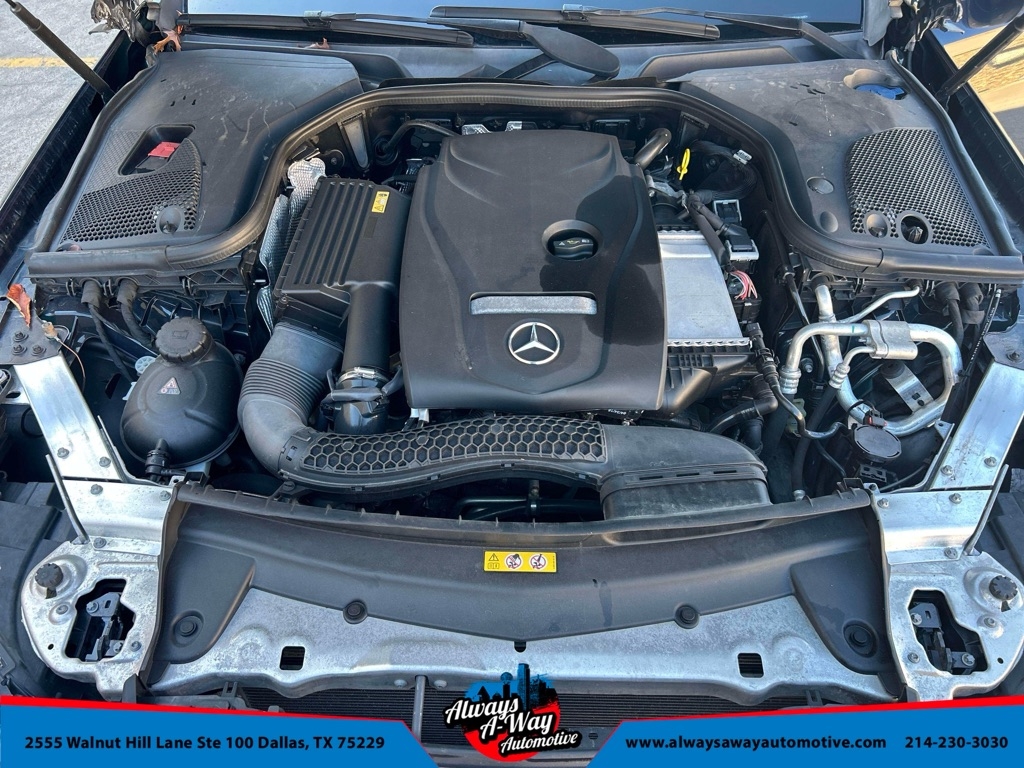 Mercedes-Benz E-Class E300 Luxury 4MATIC Sedan 2017