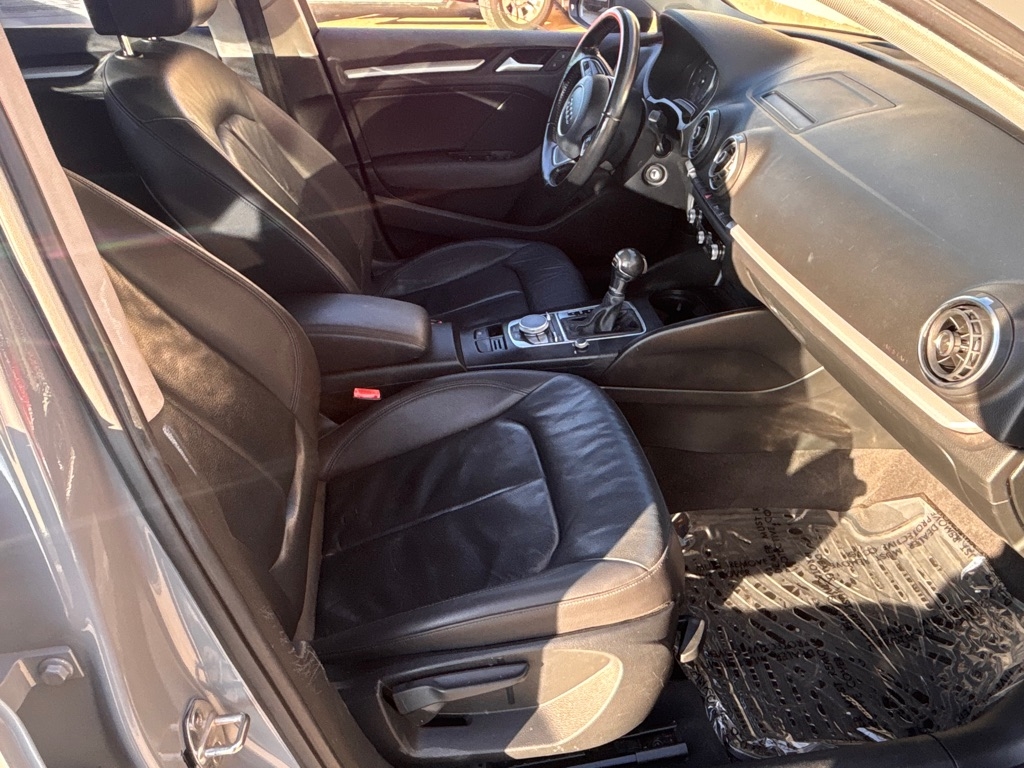 Audi A3 1.8T Premium FWD S tronic 2015