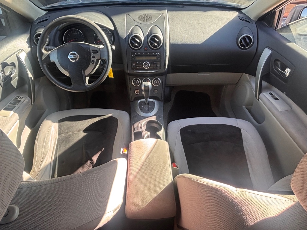 Nissan Rogue S 2WD 2012