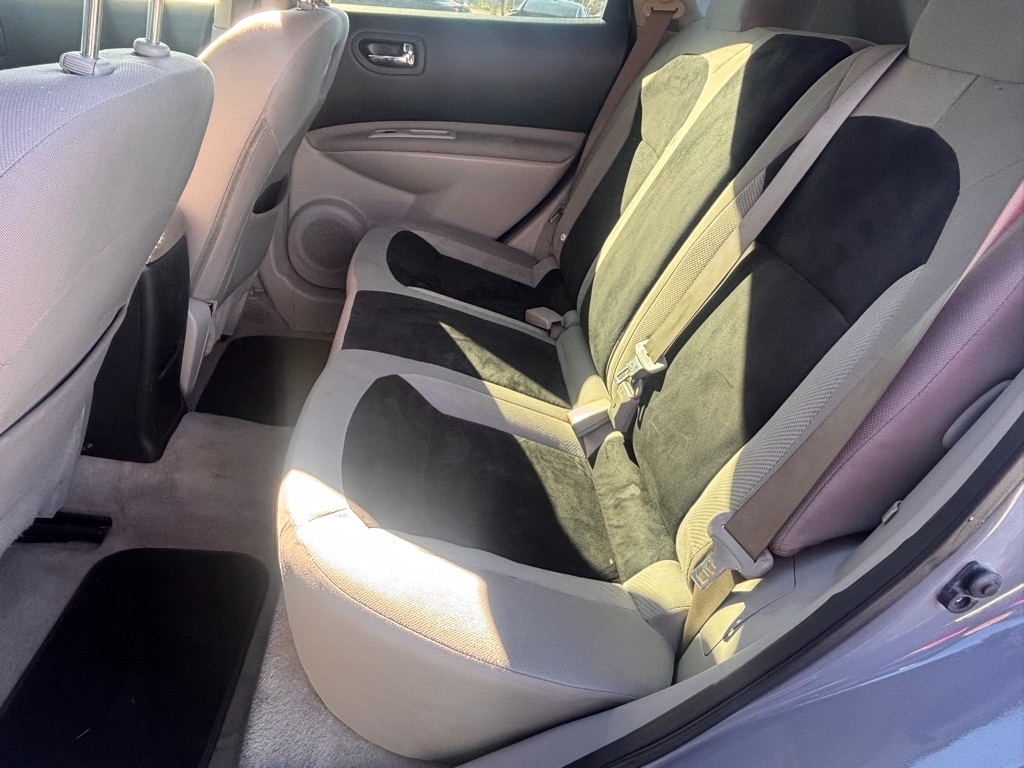 Nissan Rogue S 2WD 2012