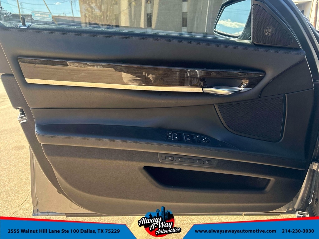 BMW 7-Series 750Li 2012