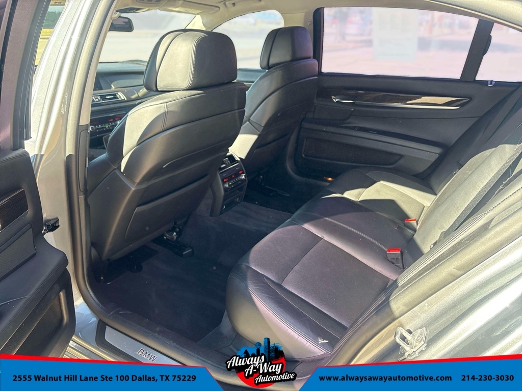 BMW 7-Series 750Li 2012