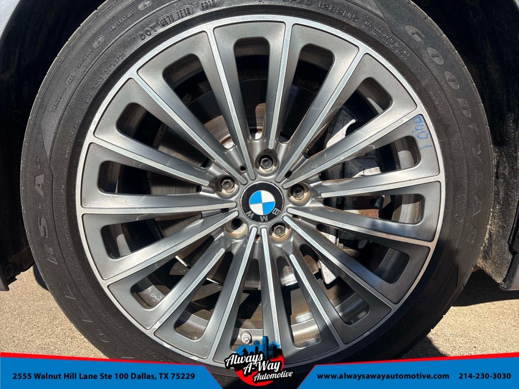 BMW 7-Series 750Li 2012