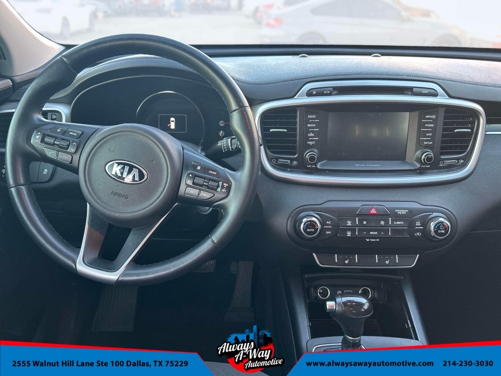 Kia Sorento LX V6 2WD 2017