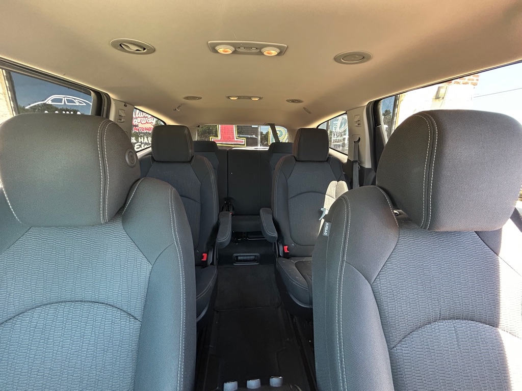 Chevrolet Traverse 1LT FWD 2015