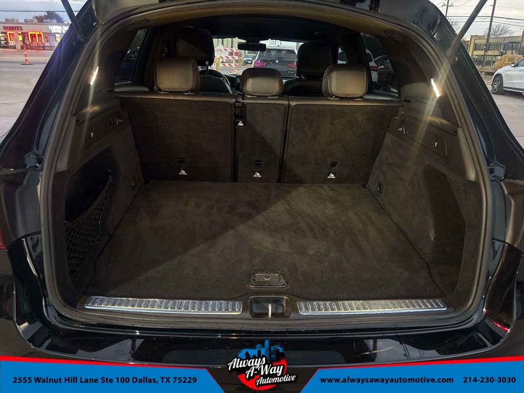 Mercedes-Benz GLC-Class GLC300 2021