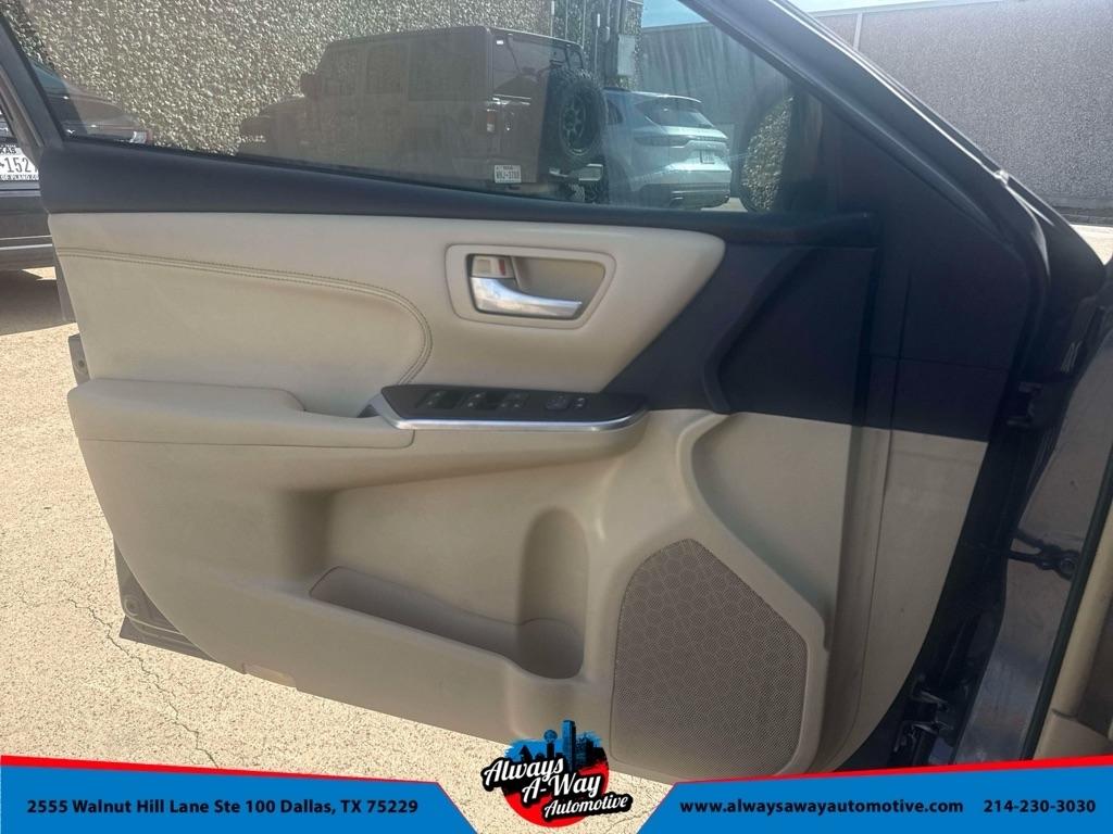 Toyota Camry LE 2015