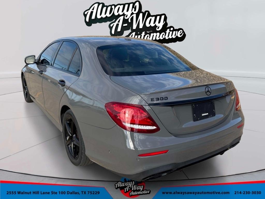 Mercedes-Benz E-Class E300 Luxury Sedan 2017