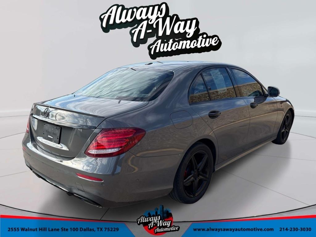 Mercedes-Benz E-Class E300 Luxury Sedan 2017