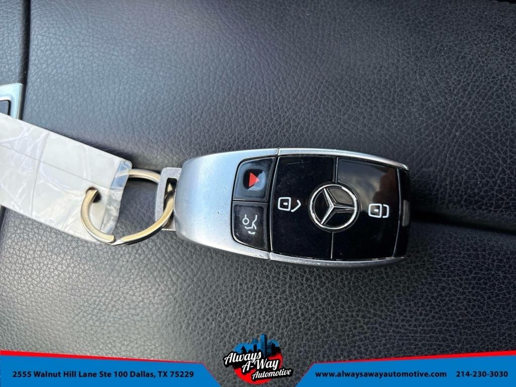 Mercedes-Benz E-Class E300 Luxury Sedan 2017