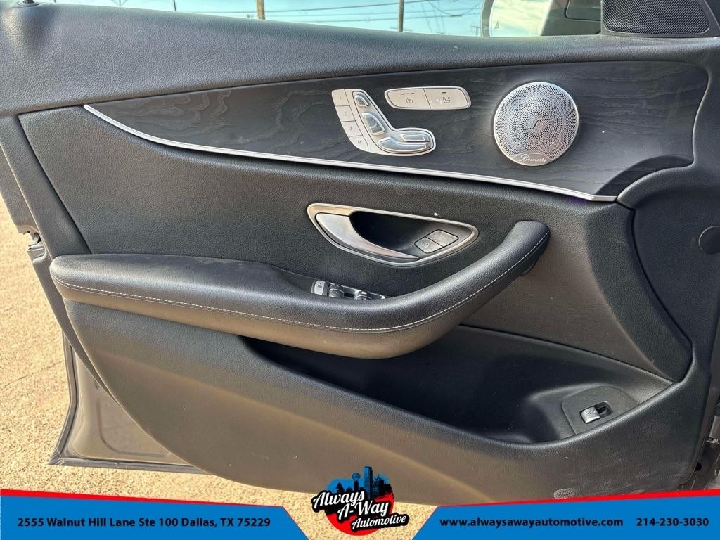 Mercedes-Benz E-Class E300 Luxury Sedan 2017