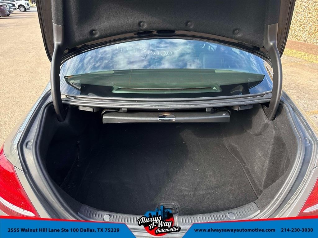 Mercedes-Benz E-Class E300 Luxury Sedan 2017