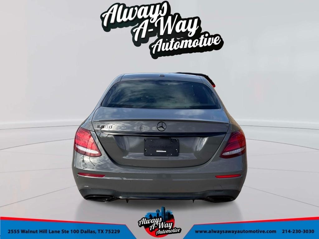 Mercedes-Benz E-Class E300 Luxury Sedan 2017