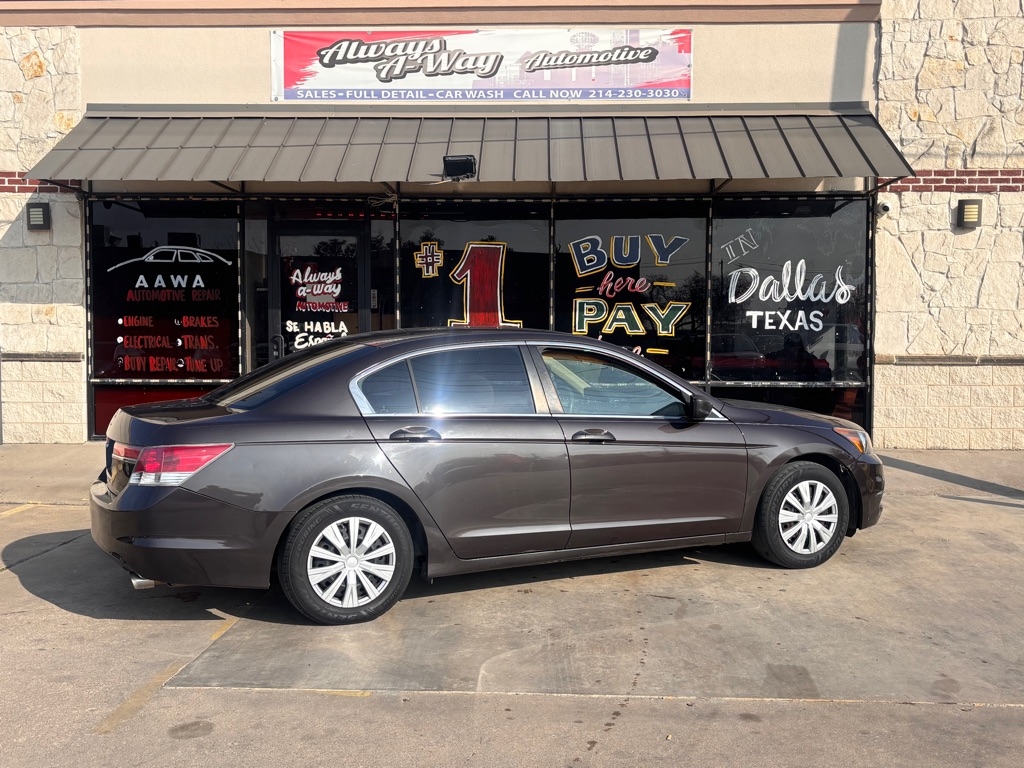 Honda Accord LX sedan AT 2012