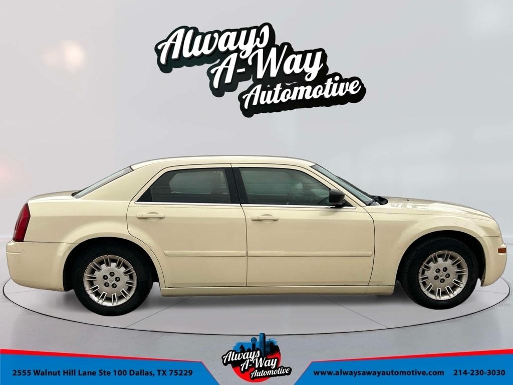 Chrysler 300 Base 2006