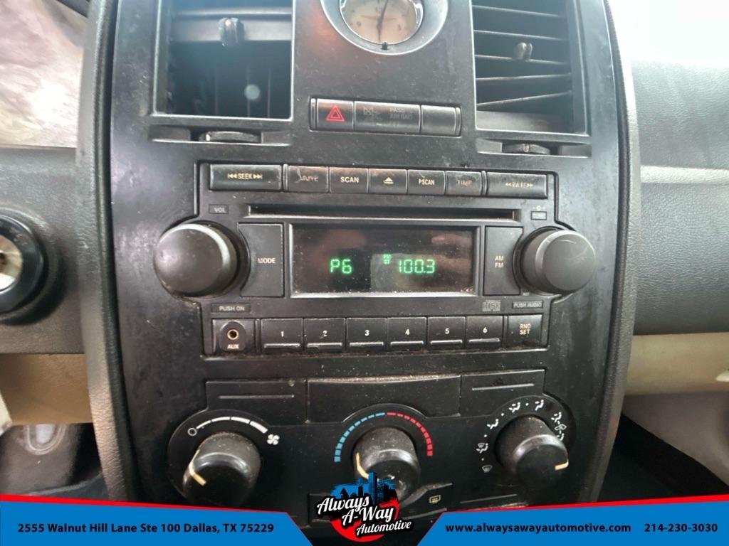 Chrysler 300 Base 2006