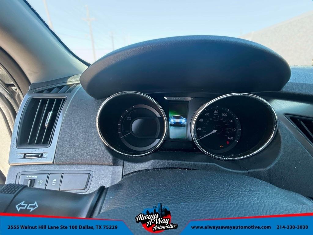 Hyundai Sonata Hybrid Sedan 2013