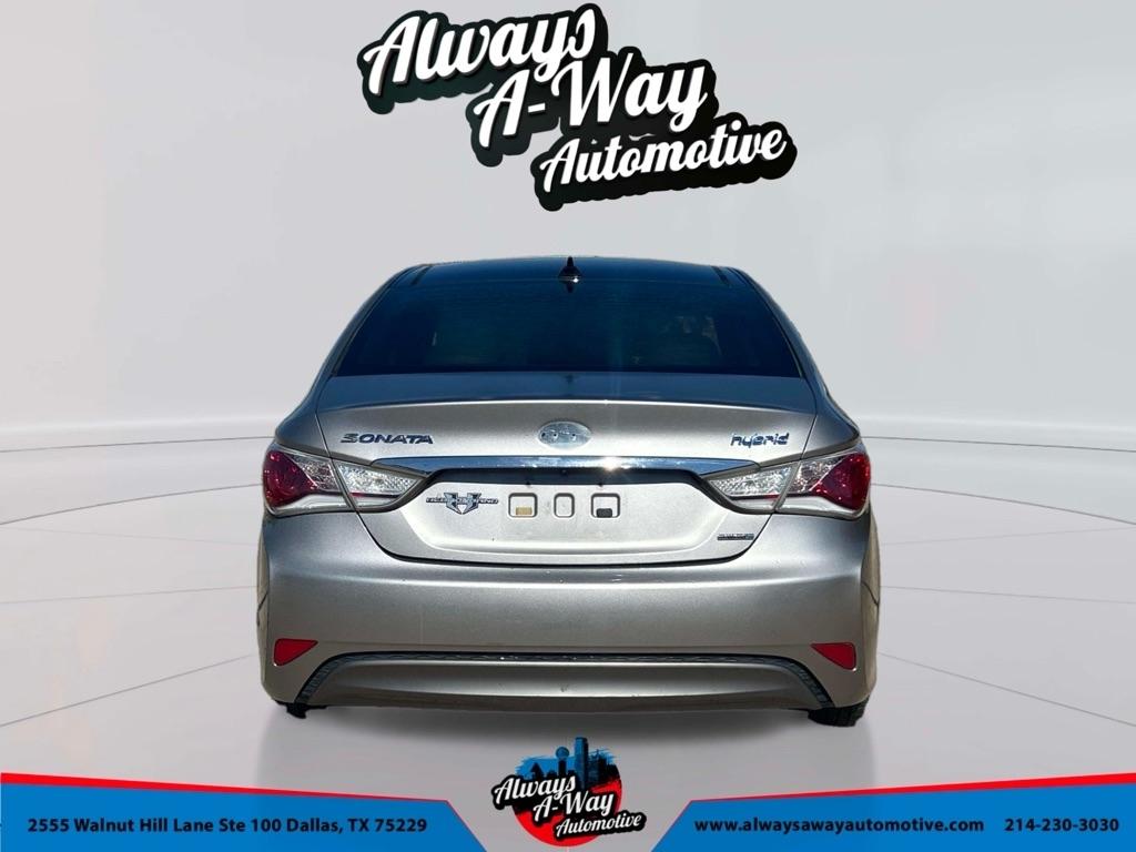 Hyundai Sonata Hybrid Sedan 2013