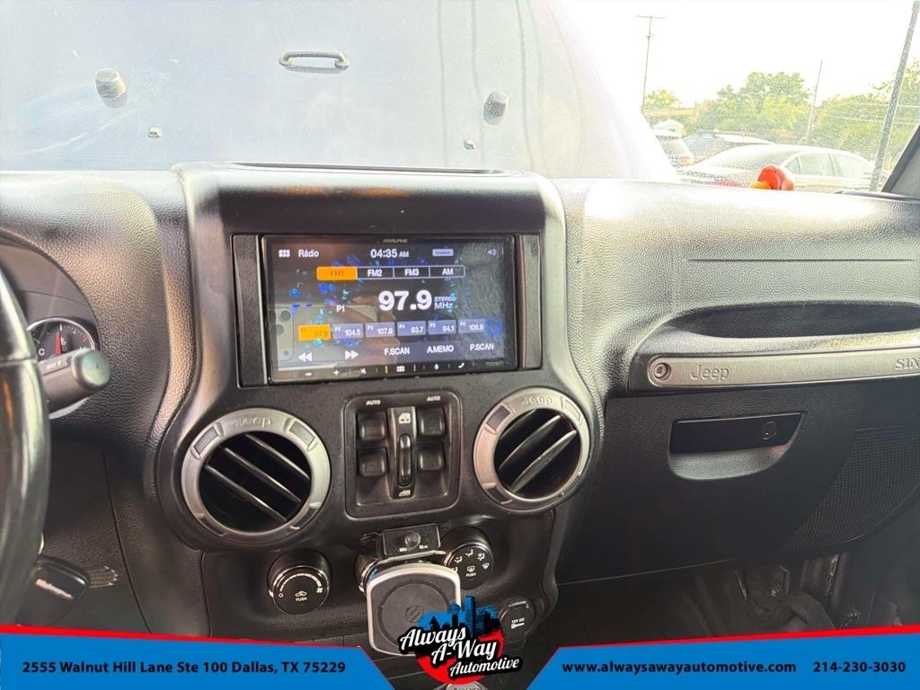 Jeep Wrangler Unlimited Sport 4WD 2017