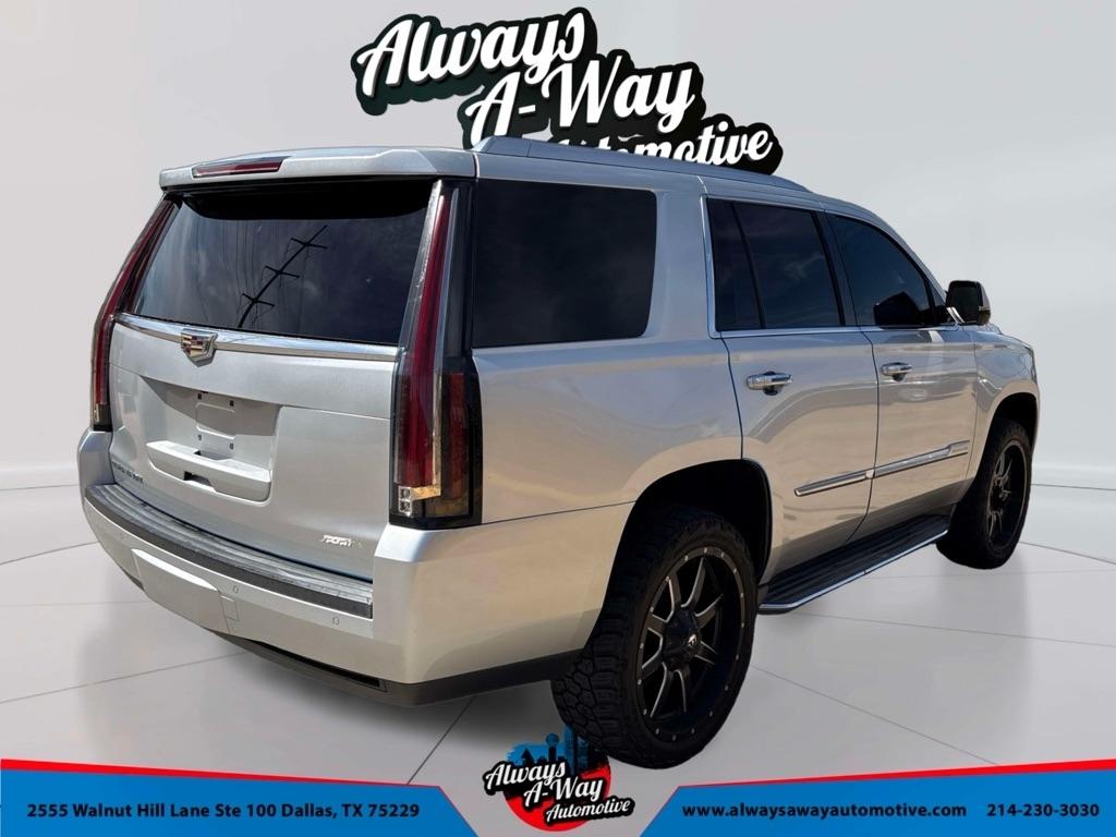 Cadillac Escalade Luxury 4WD 2016