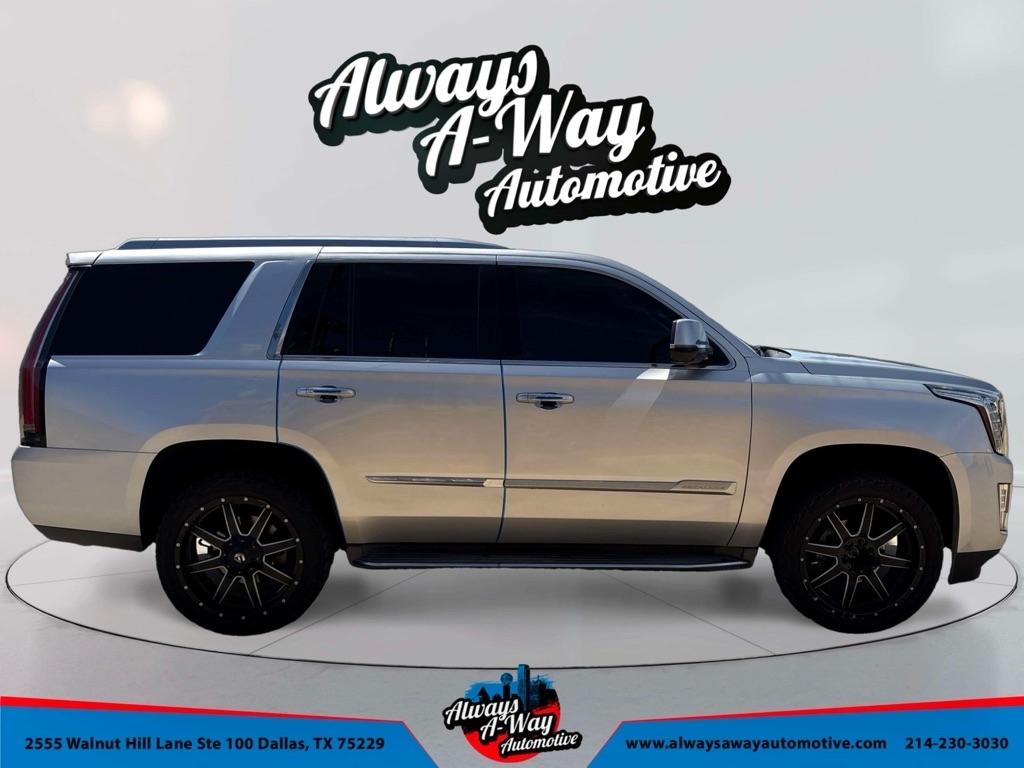 Cadillac Escalade Luxury 4WD 2016