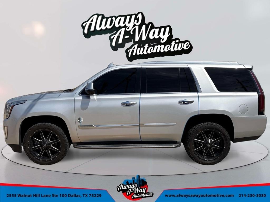 Cadillac Escalade Luxury 4WD 2016