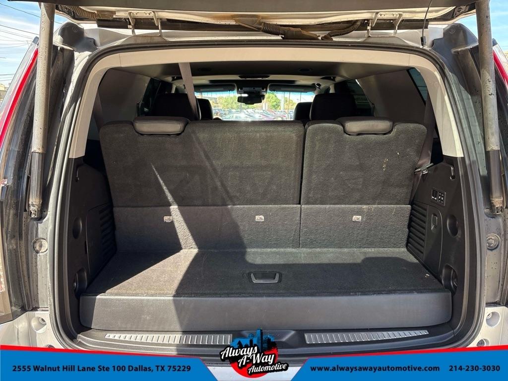 Cadillac Escalade Luxury 4WD 2016