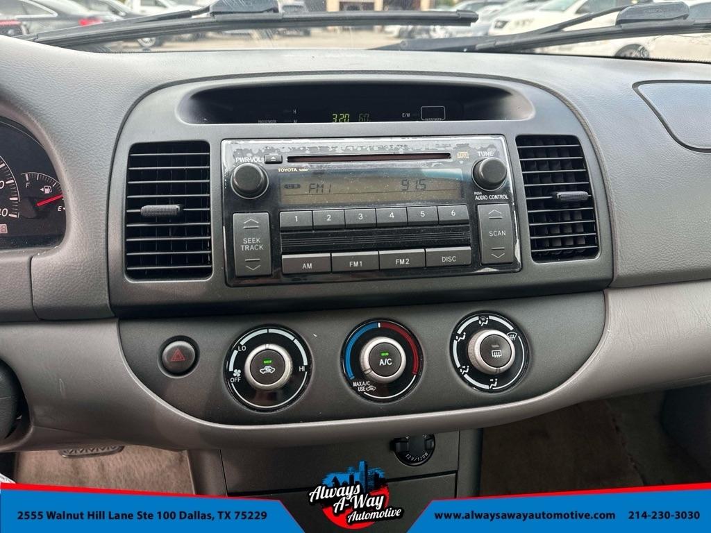 Toyota Camry Standard 2005