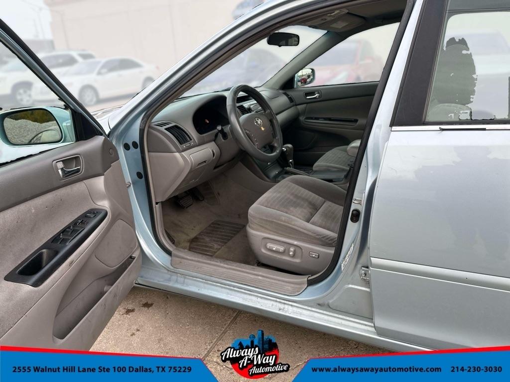 Toyota Camry Standard 2005