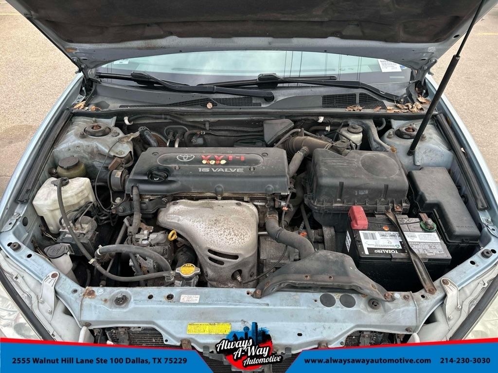 Toyota Camry Standard 2005