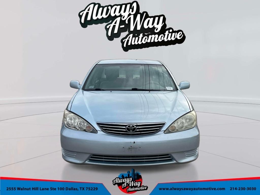 Toyota Camry Standard 2005