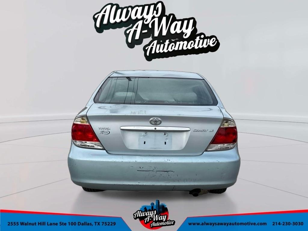 Toyota Camry Standard 2005