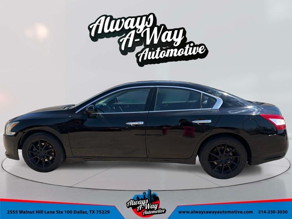 Nissan Maxima S 2009