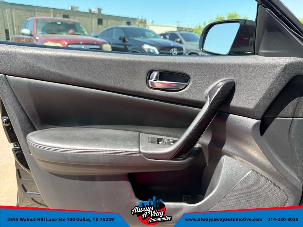 Nissan Maxima S 2009