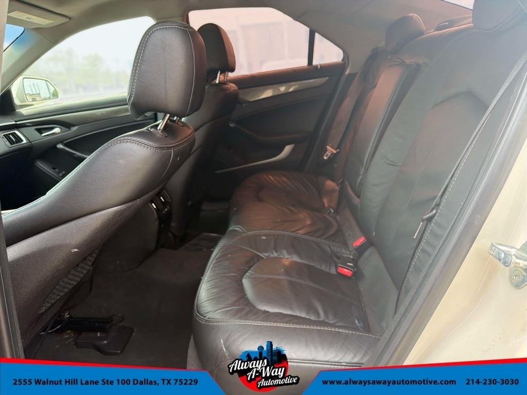 Cadillac CTS Base 2012