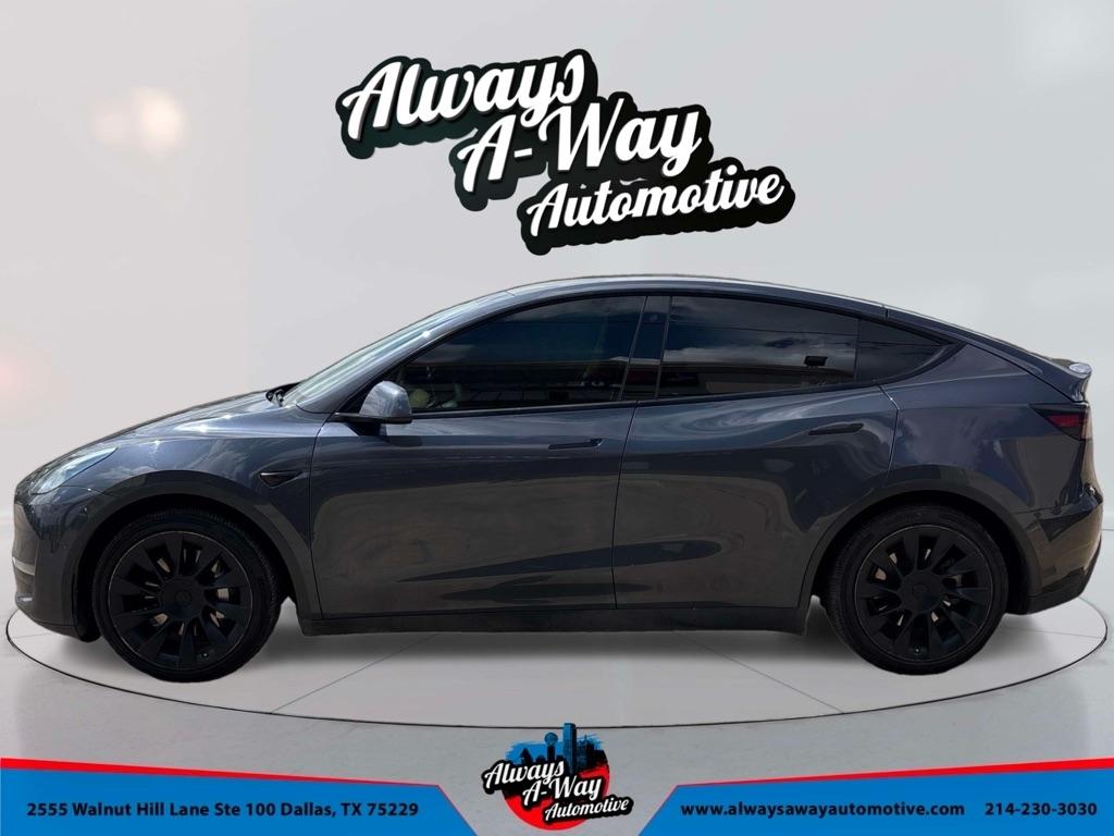 View vehicle photo 6