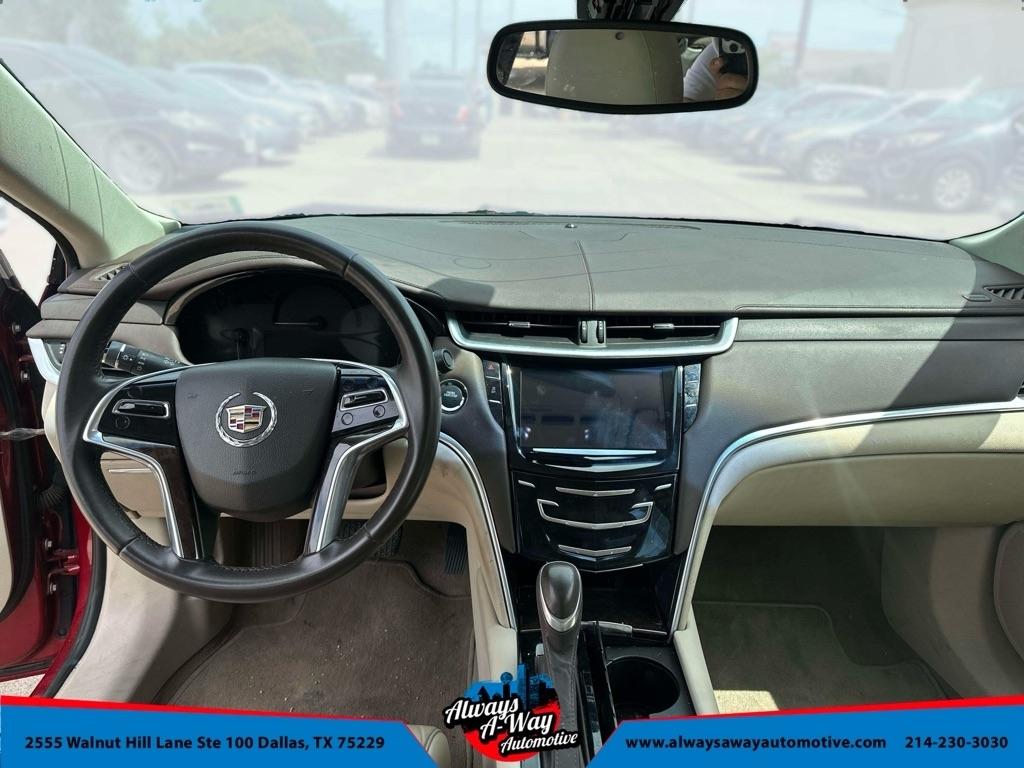 Cadillac XTS Base 2013