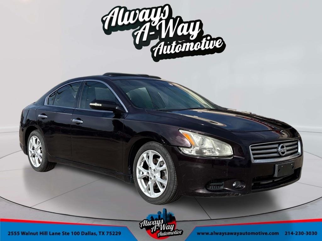 Nissan Maxima S 2012