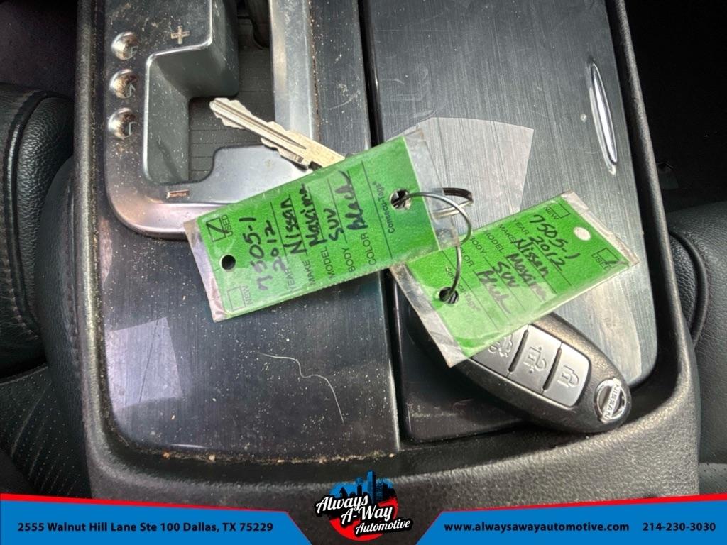 Nissan Maxima S 2012