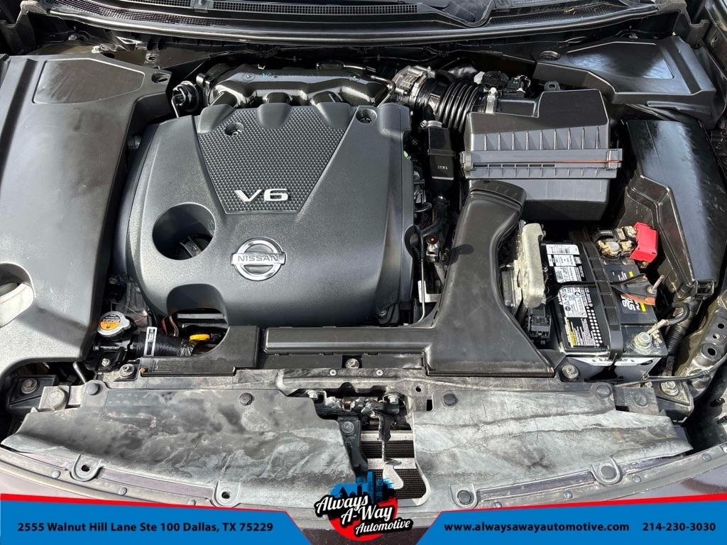 Nissan Maxima S 2012