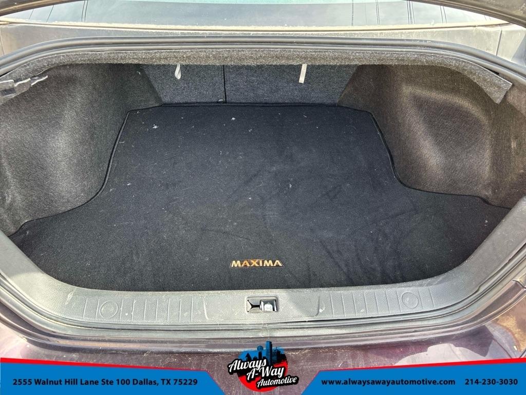 Nissan Maxima S 2012