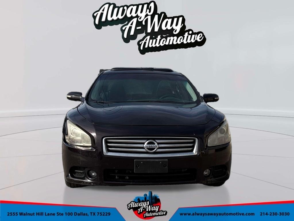 Nissan Maxima S 2012