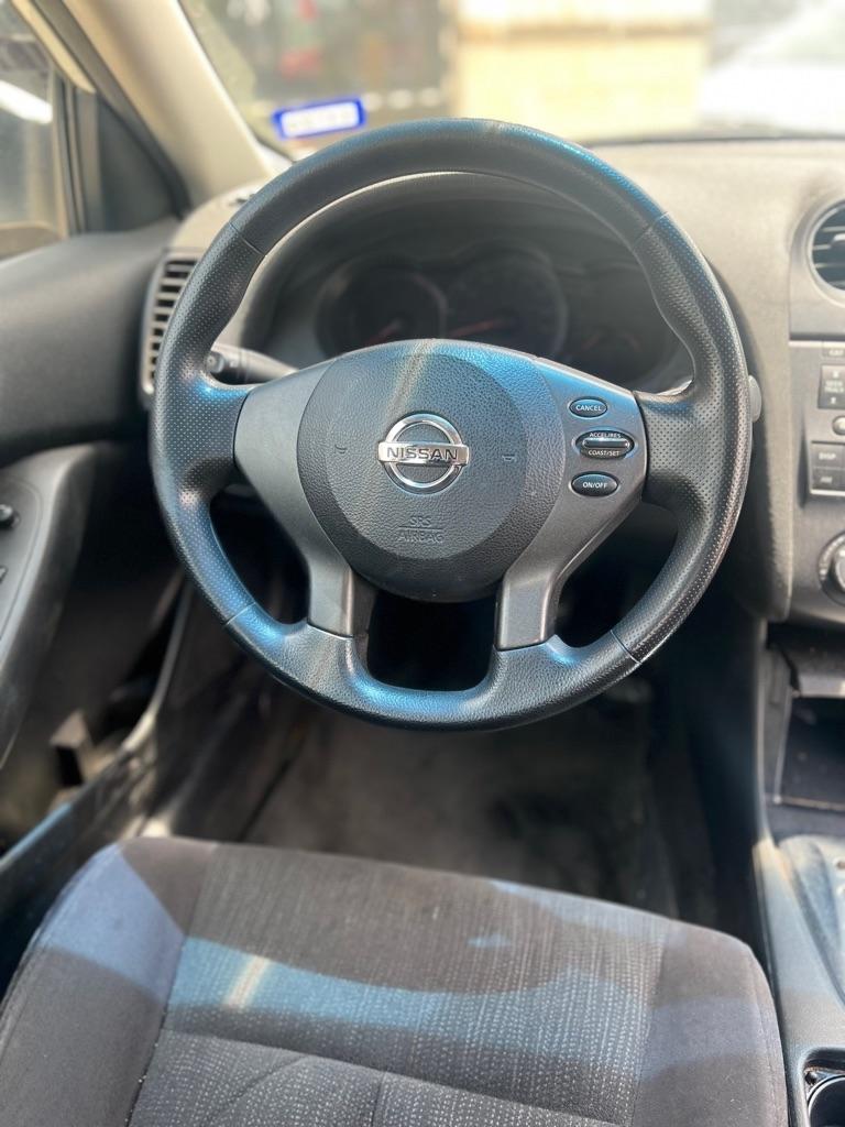 Nissan Altima 2.5 2012