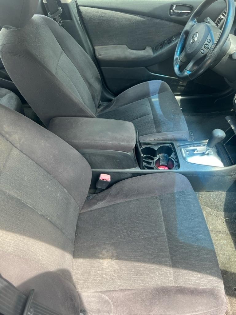 Nissan Altima 2.5 2012