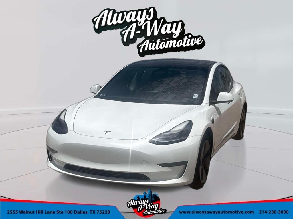 Tesla Model 3  2022