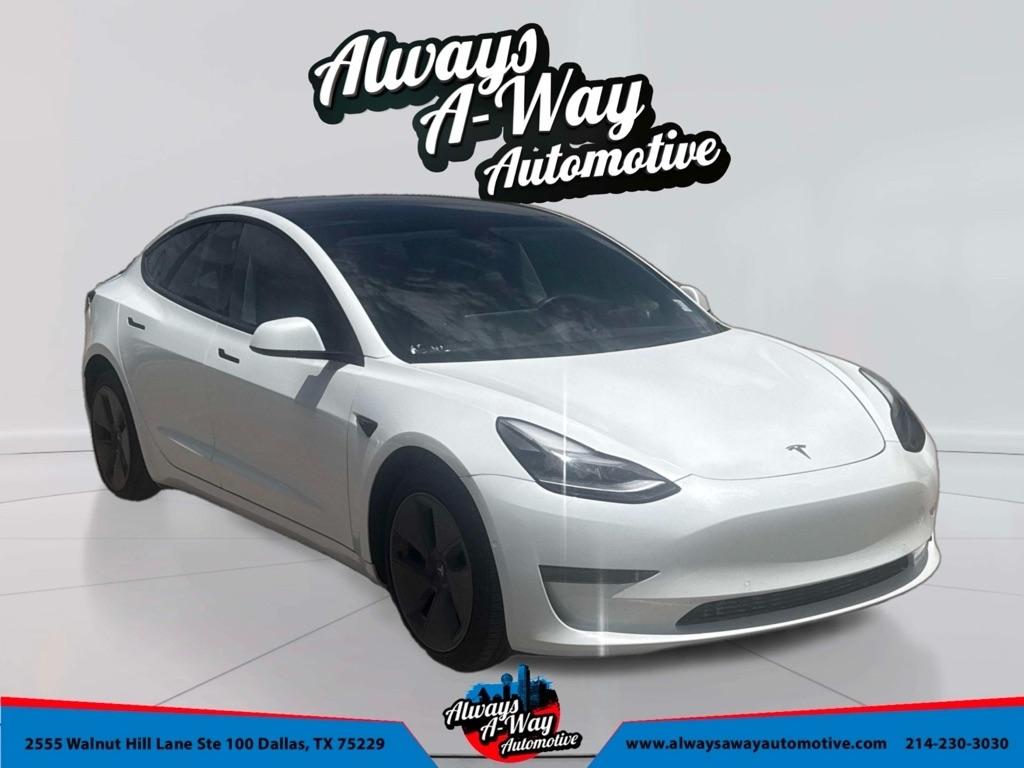 Tesla Model 3  2022