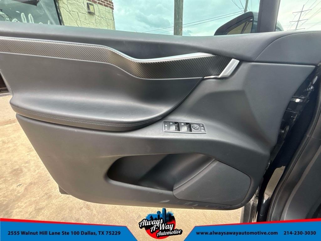 Tesla Model X 90D 2016