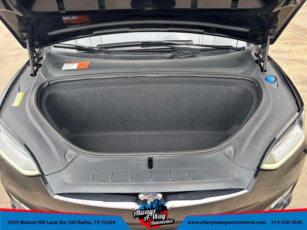 Tesla Model X 90D 2016