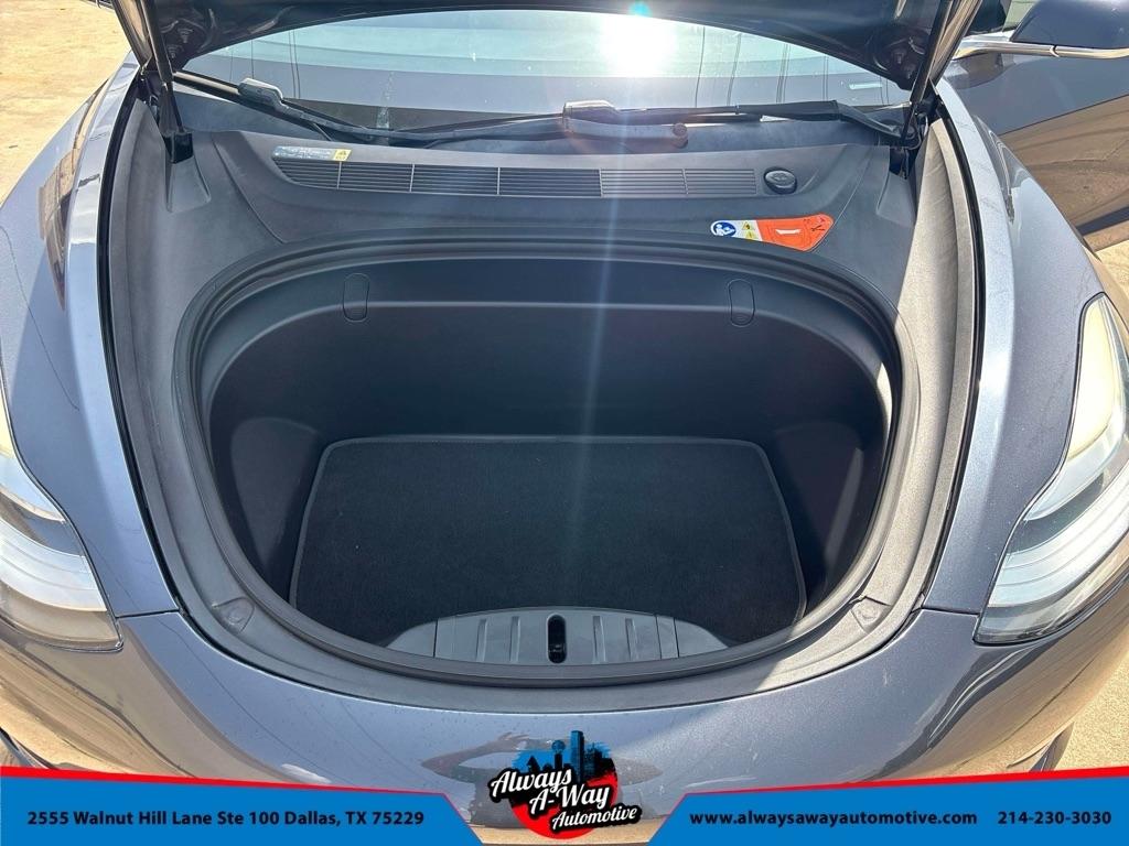 Tesla Model 3 Base 2018