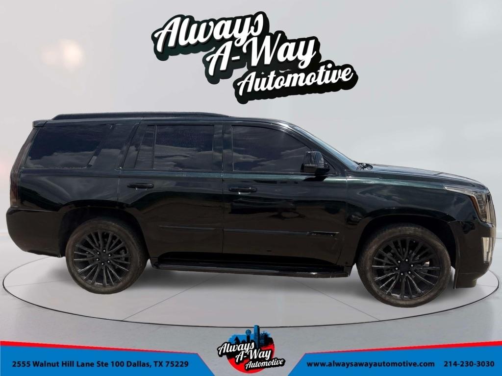 Cadillac Escalade Luxury 2WD 2016